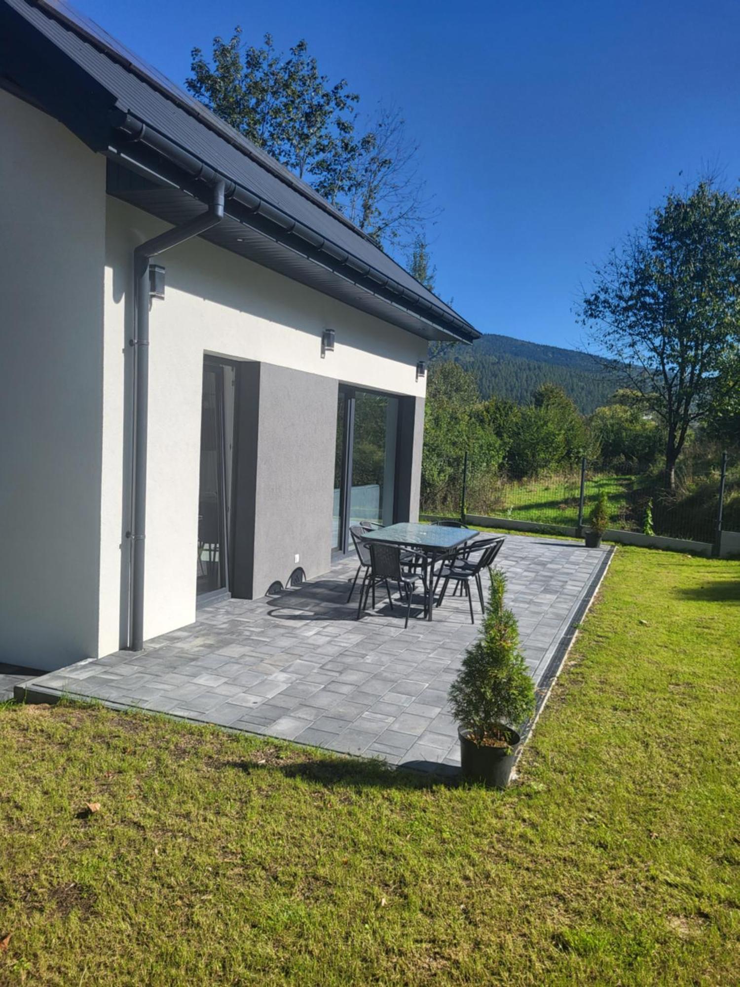 Domek Caloroczny Stroza  Exterior foto
